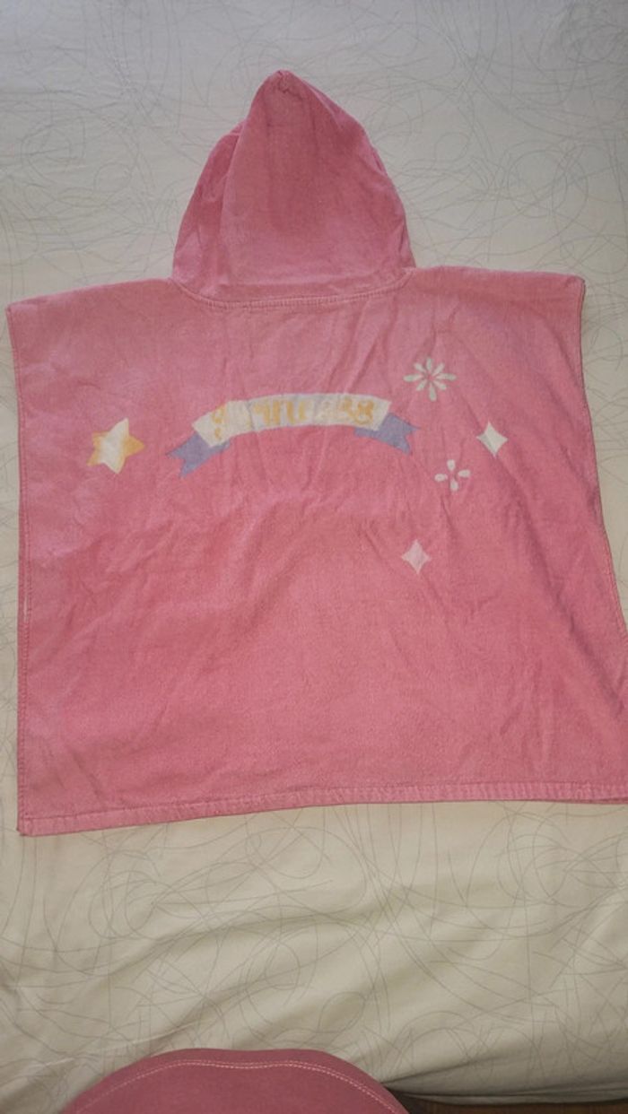 Cape de bain brodé Kim - photo numéro 3