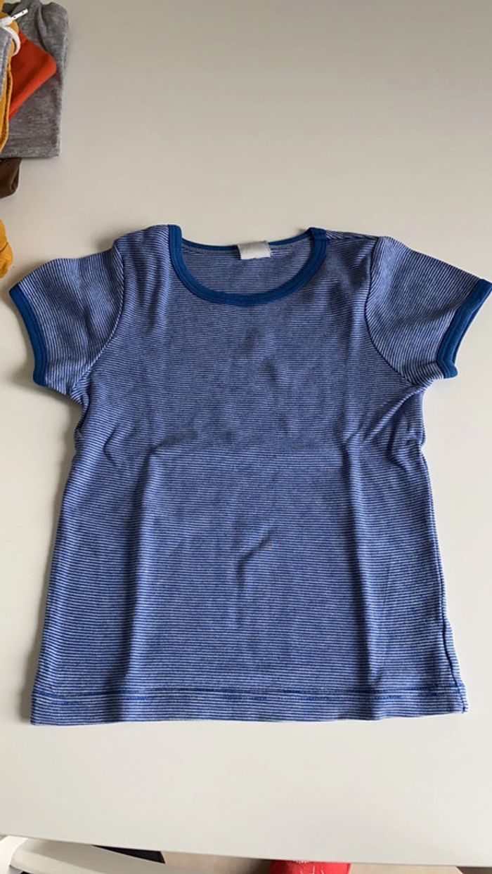 TEE shirt