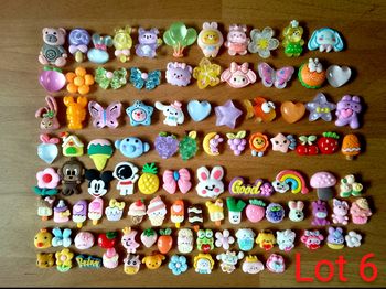 Figurines