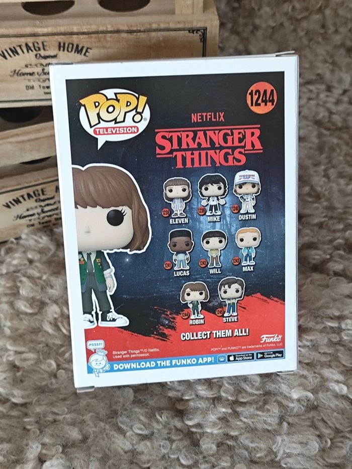 Funko Pop Stranger Things Robin 1244 - photo numéro 3