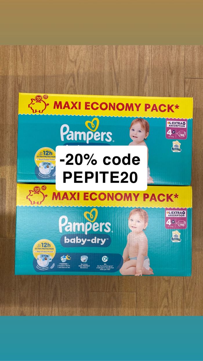 196 couches taille 4 + Pampers baby dry extra absorption