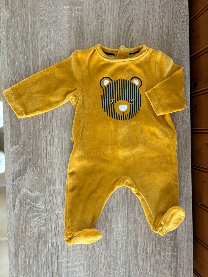 Pyjama Obaibi taille 3 mois