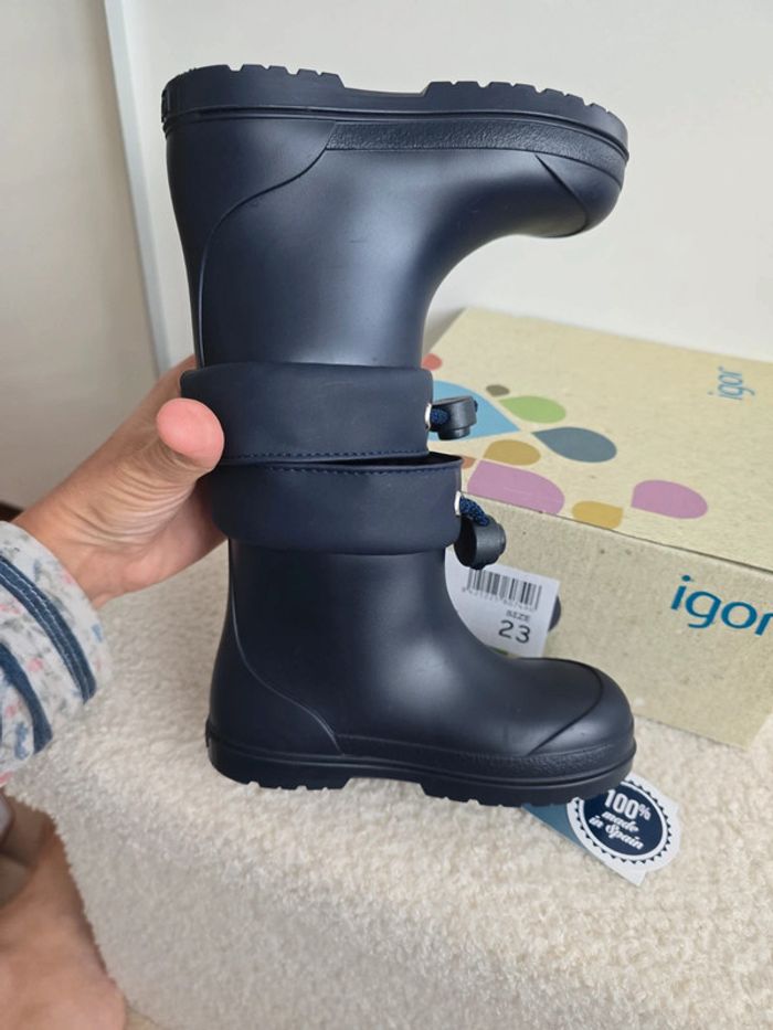 p.23 Igor Barefoot botte de pluie - photo numéro 14