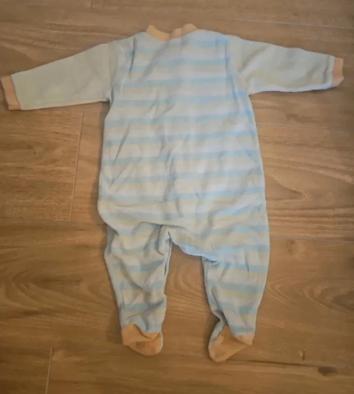 Pyjamas 12 mois - photo numéro 5