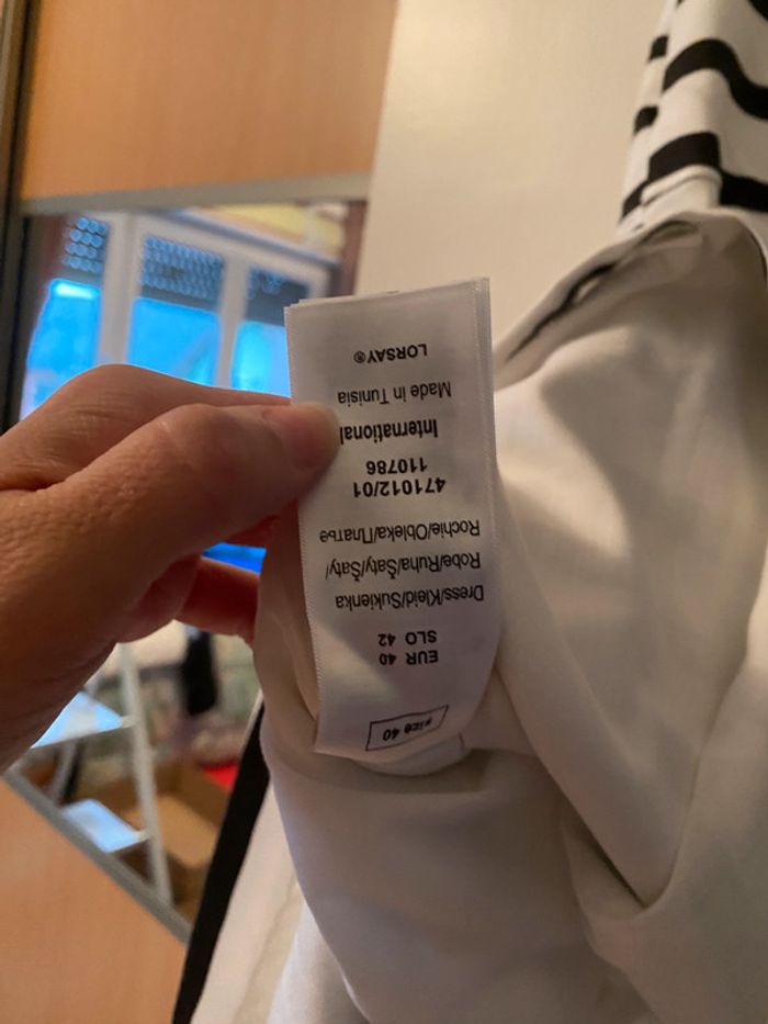 Robe Orsay Taille 40 - photo numéro 4