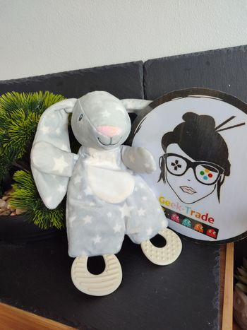 Doudou Lapin Zdt Gris Blanc Pois Point Bruissant Anneau Dentition Action Rose