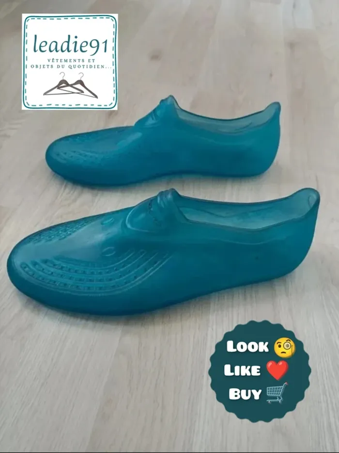 aqua shoes / chaussures d'eau Tribord 38 39