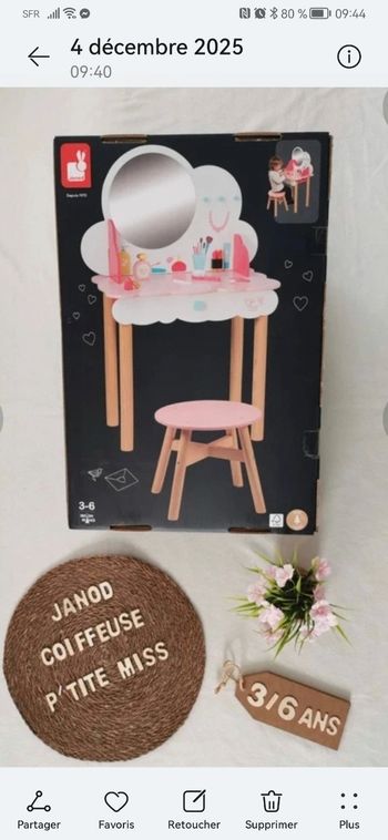 Janod, VIA RELAIS COLİS SVP, p'tite miss, très jolie coiffeuse en bois et son tabouret assorti, NEUF, 3 à 6 ans