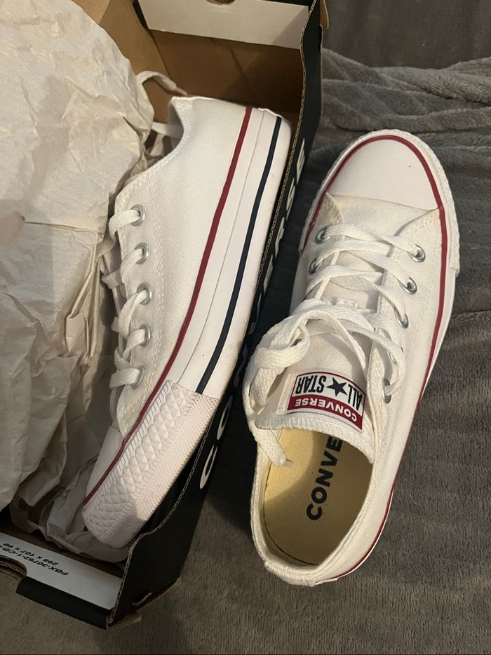 Converses basses blanches - photo numéro 2