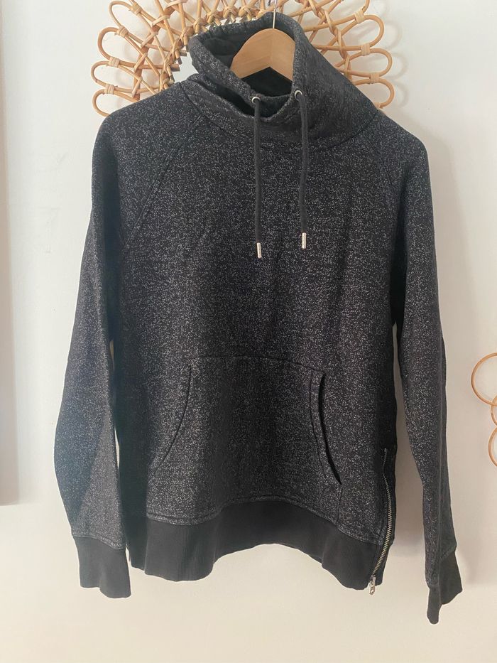 H&M Pull col relevé noir/gris Taille 38 - photo numéro 2
