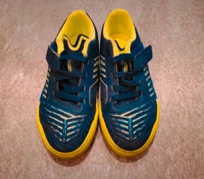 Chaussures baskets à scratchs futsal garçon 28 - photo numéro 2