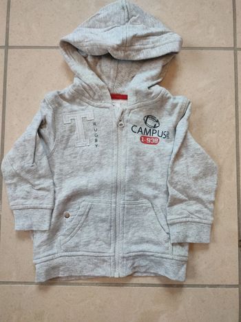 Veste zippée à capuche