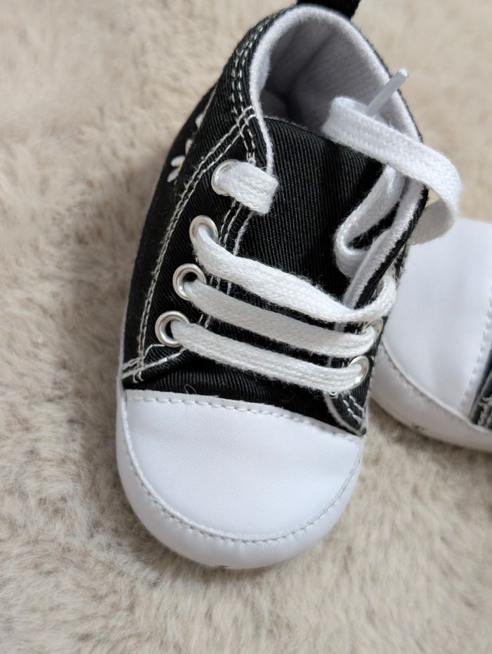 Chaussures bébé fille Rabeisir – pointure 18 - photo numéro 3