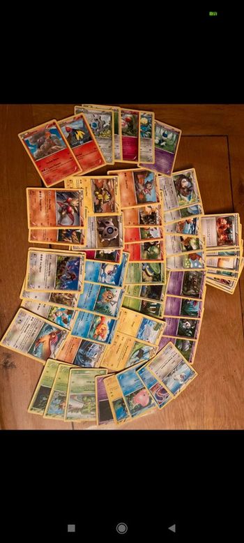 Lot 58 cartes Pokémon
