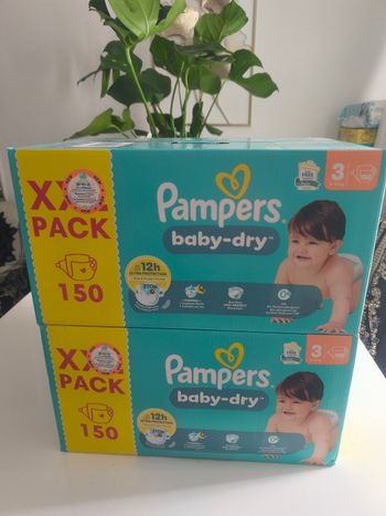 Couches Pampers Baby dry taille 3