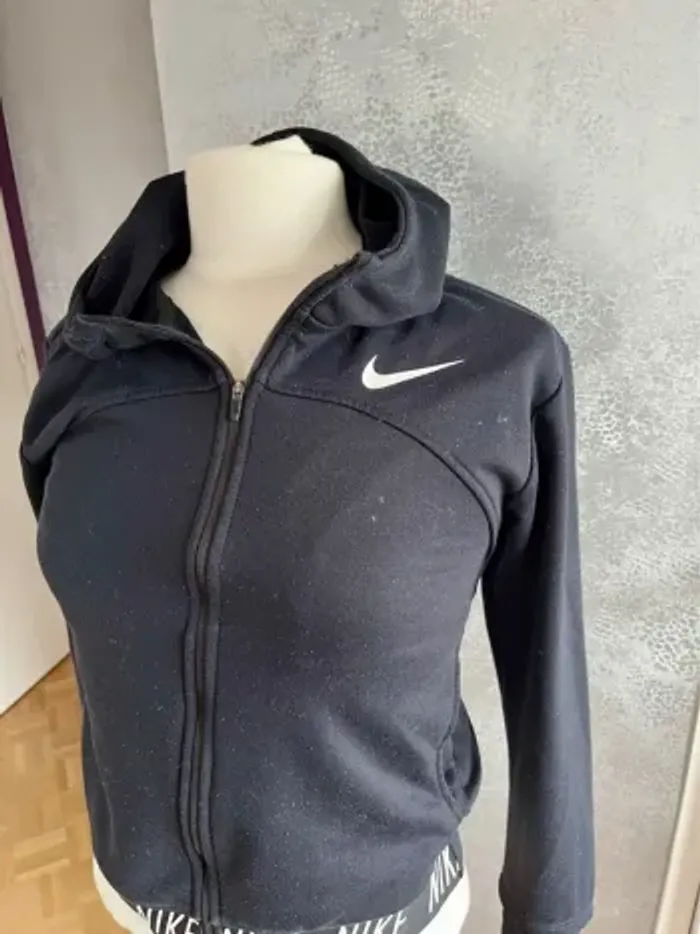 Veste courte sport Nike - photo numéro 2