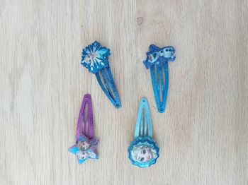 Lot 4 barrettes Disney La Reine des Neiges - Neuf