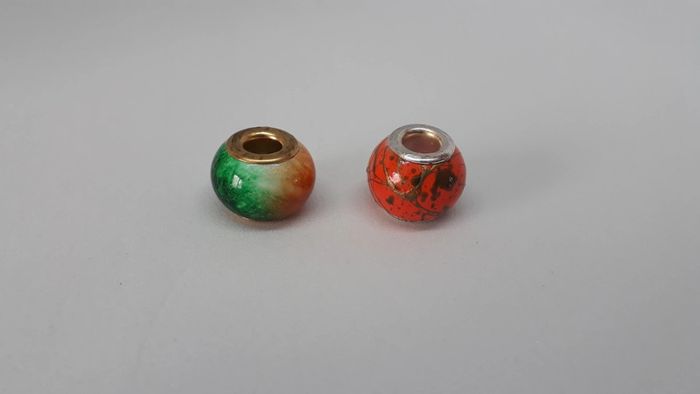 Charms perles orange et verte - photo numéro 3