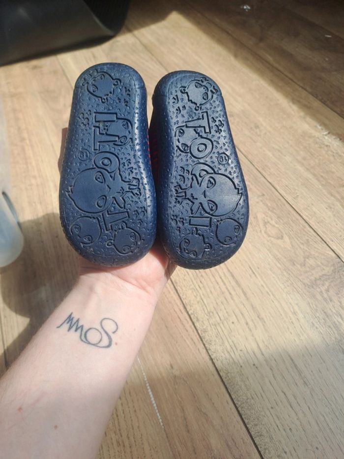 Chaussons 19 - photo numéro 2