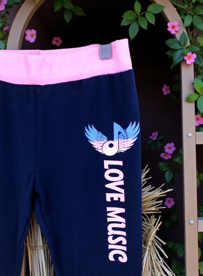 HELLO GIRL - NEW - ENSEMBLE 3P FILLE MOTIF AILES ANGE, NOTES DE MUSIQUE & TONS PAILLETÉS FLASHIES 8A - photo numéro 10