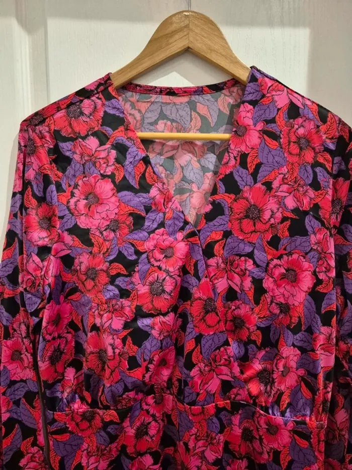 Robe #fleurie 44 neuve - photo numéro 4