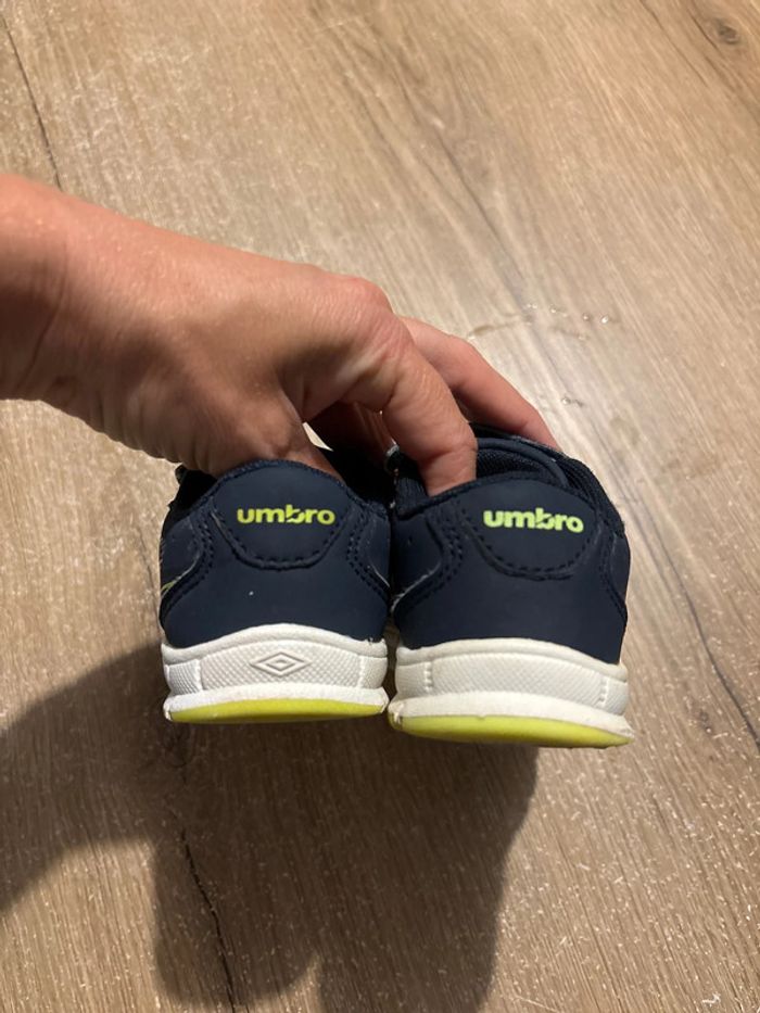 Basket umbro - photo numéro 2