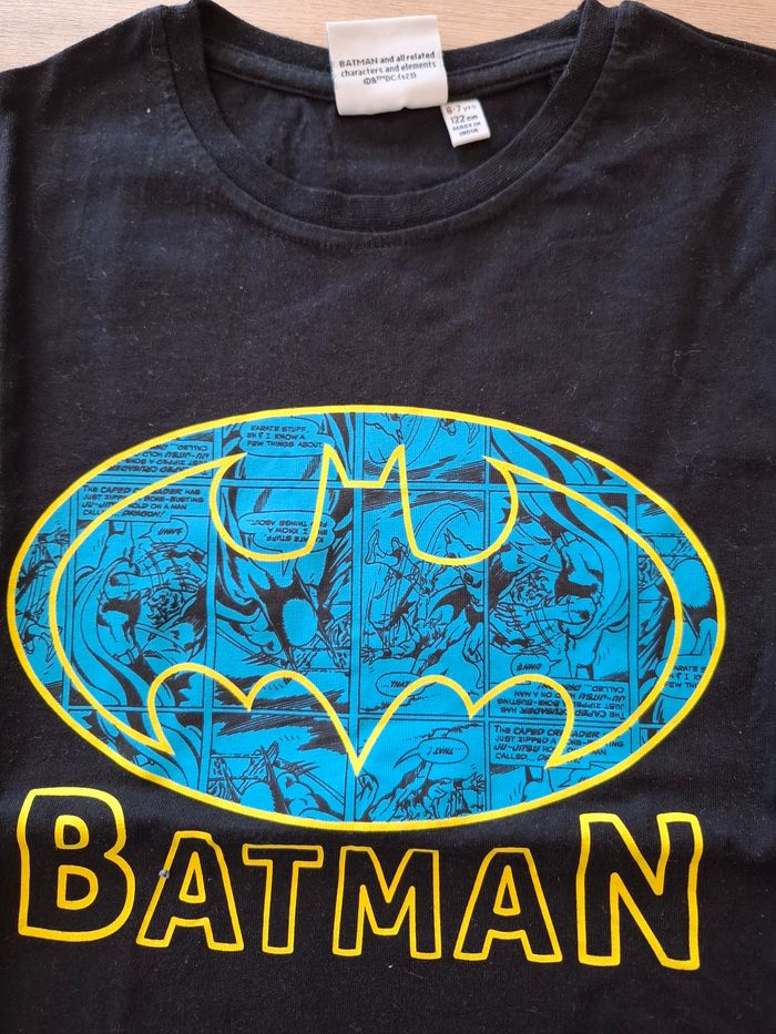 2 Tee-shirts batman 6/7 ans - photo numéro 5