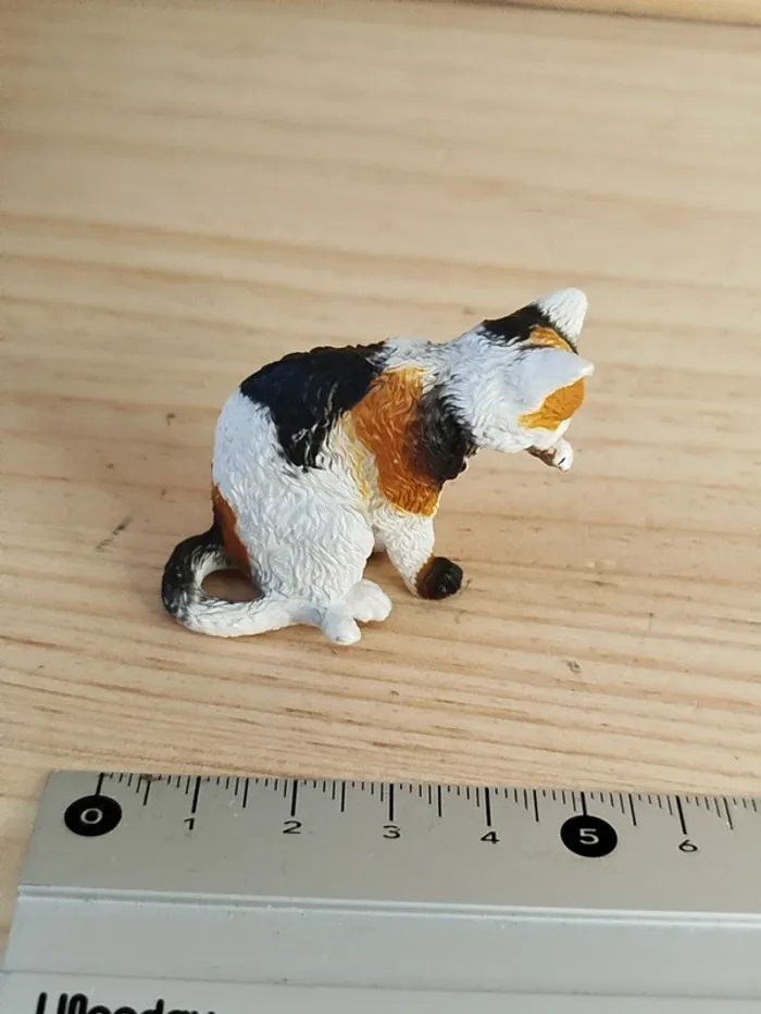 Schleich chat qui se lèche Figurine animal domestique - photo numéro 4