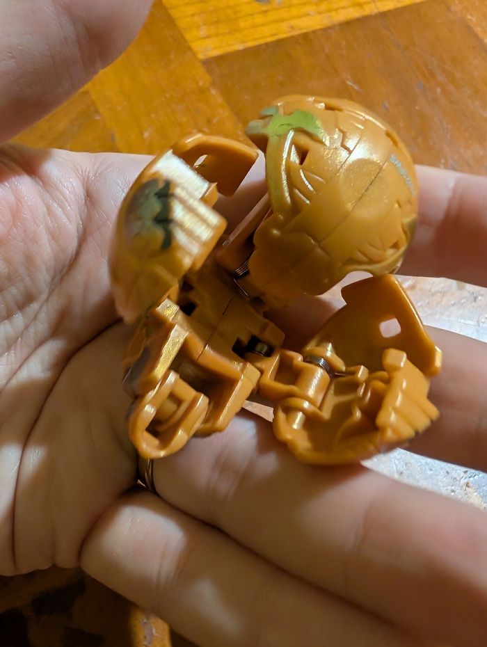 Lot de bakugan - photo numéro 10