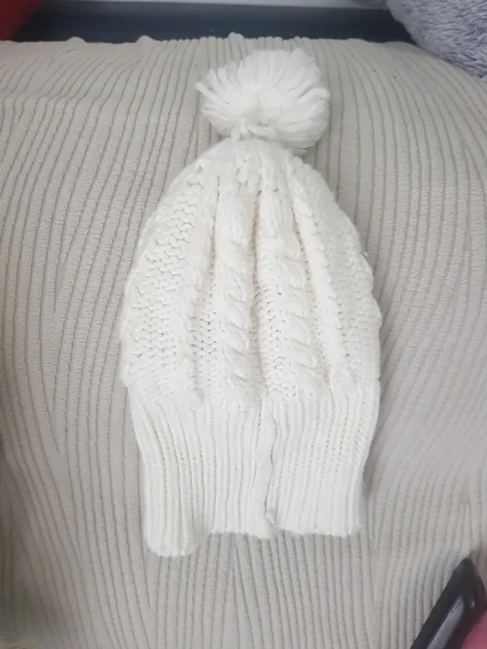 Bonnet PeppaPig Taille 5-8ans - photo numéro 3