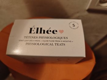 Tétine physiologique