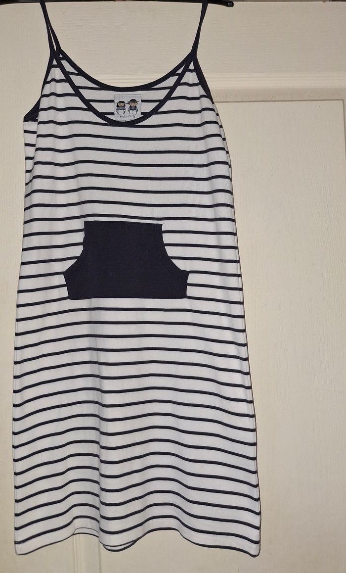 Robe 12 ans neuve