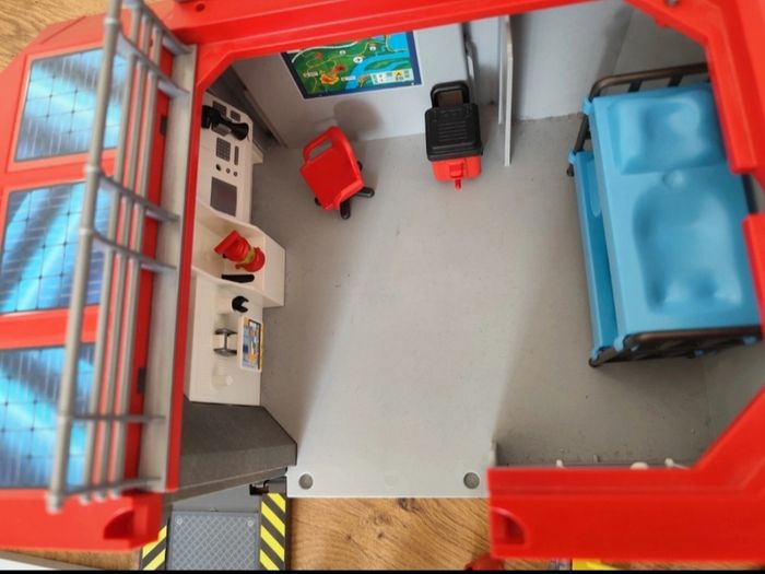 Caserne de pompiers playmobil - photo numéro 4