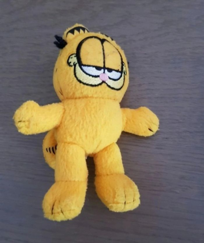 Peluche Garfield  en parfait état