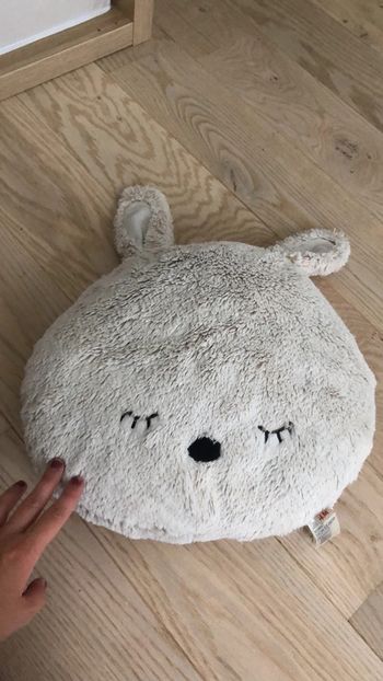 Gros coussi. Gris beige h&m