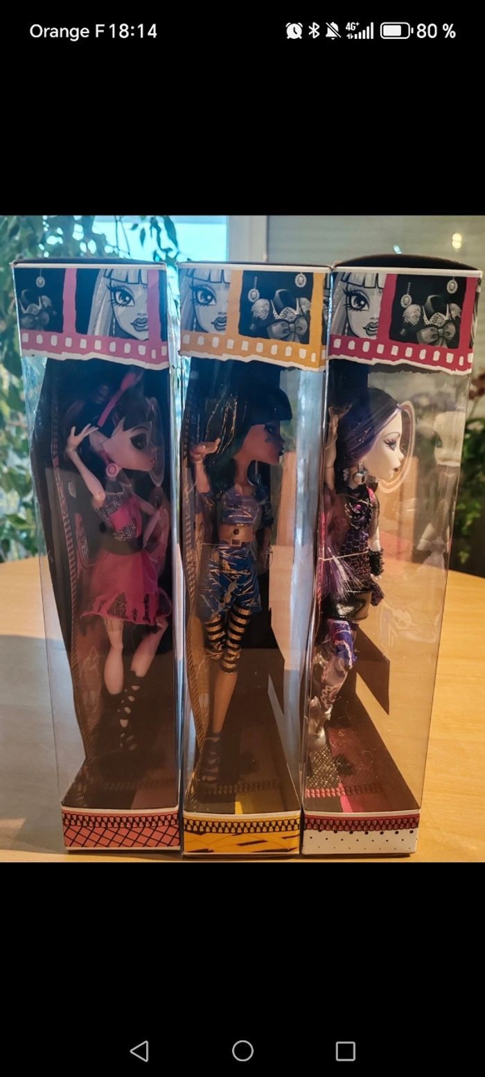 đLot Collector 3 poupĂ©es Monster High Picture Day â Draculaura, Cleo de Nile & Spectra Vondergeist - photo numĂ©ro 6