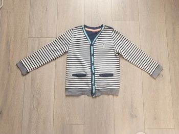 Très beau gilet blanc rayé bleu. Garçon 9 ans. Marque Sergent Major