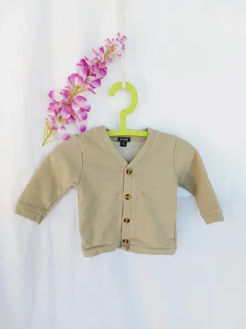 Magnifique gilet Kiabi 6 mois