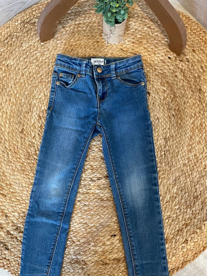 Jeans garçon 5 ans - photo numéro 2