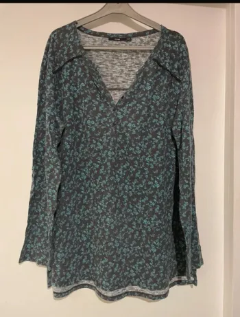 Tunique fleurie bleu/vert KIABI – Taille 46/48