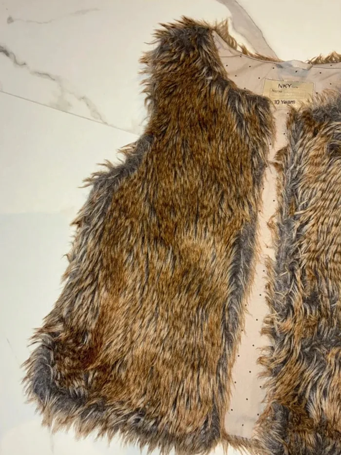 Gilet fausse fourrure - NKY Girls -  taille 10ans - photo numéro 3
