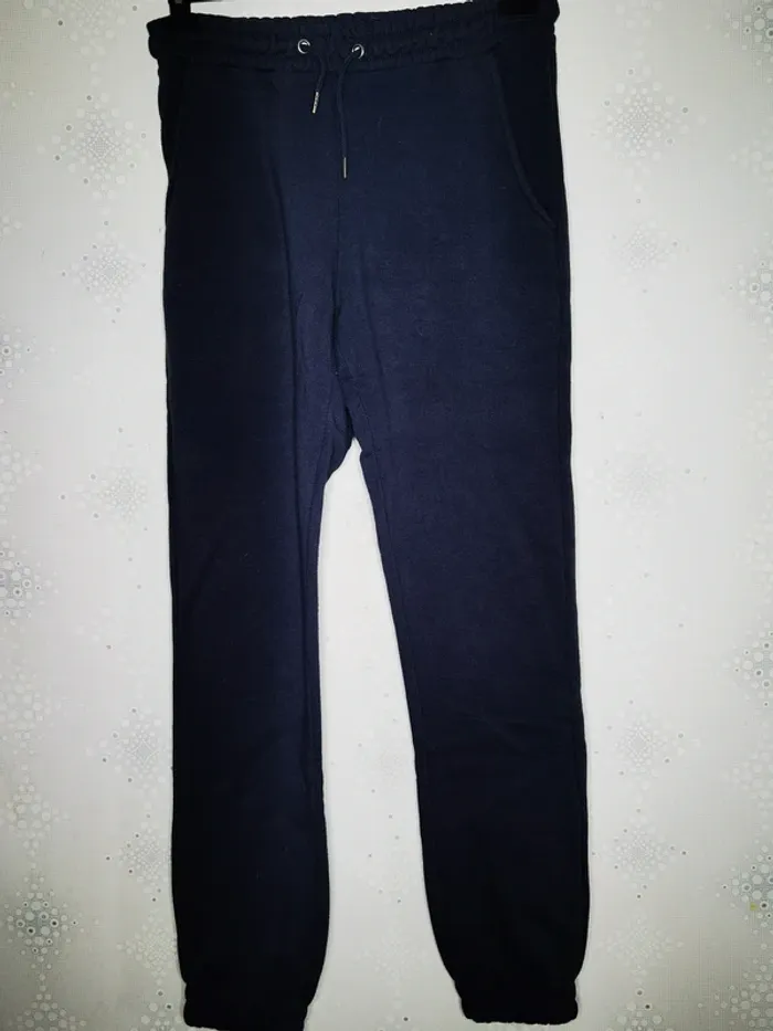 D4498 - jogging femme taille 38