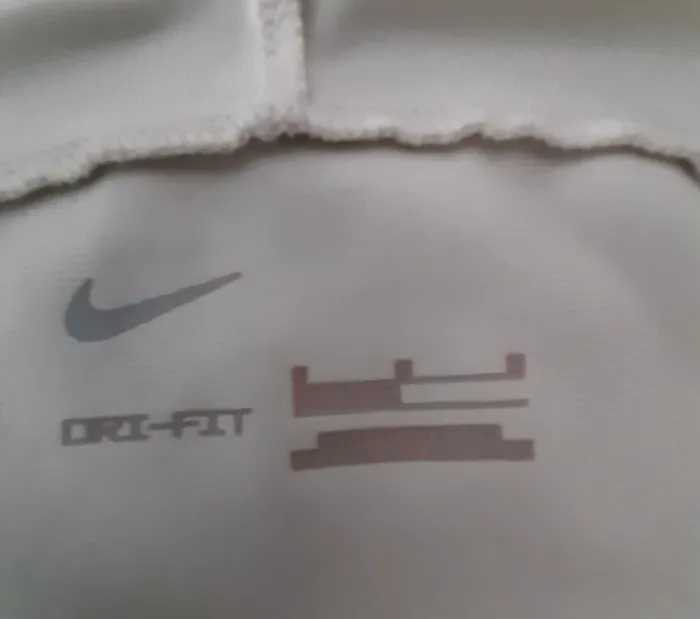 Veste de survêtement PSG - photo numéro 4