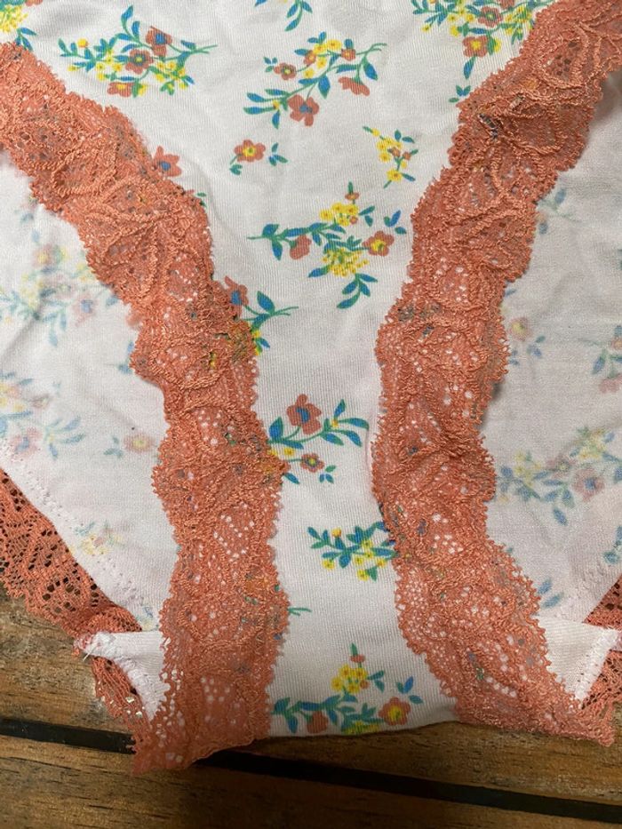 Ensemble  sous vêtements - photo numéro 4