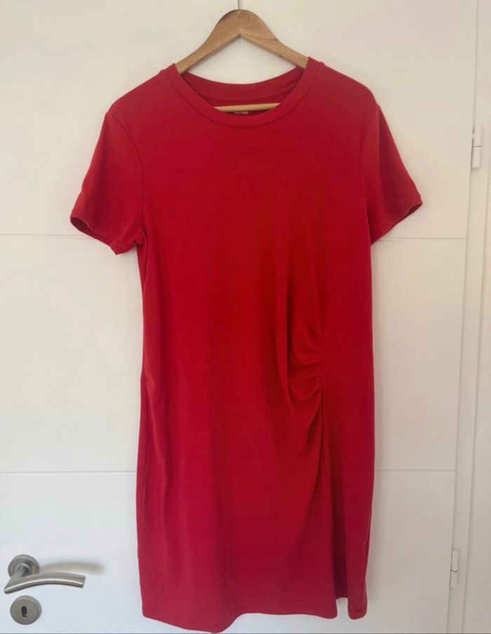 Robe de grossesse rouge