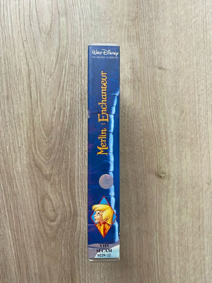 Disney Merlin l'Enchanteur Cassette Vidéo VHS Vintage Cinéma Collection Exclusive - photo numéro 2