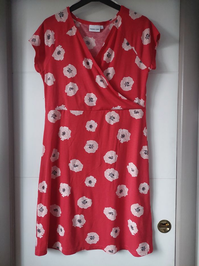 Robe à fleurs 🌸  légère L