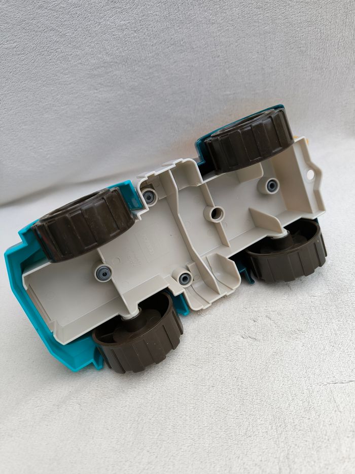 Camion-grue à construire - photo numéro 6