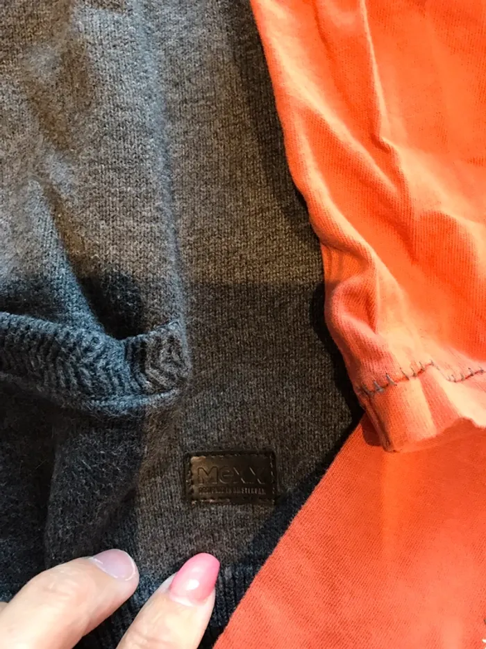 Gilet et t-shirt Mexx taille 4 ans - photo numéro 3