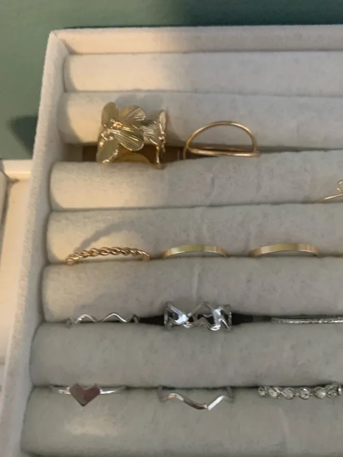 lot 13 bagues dorées et argentée - photo numéro 2